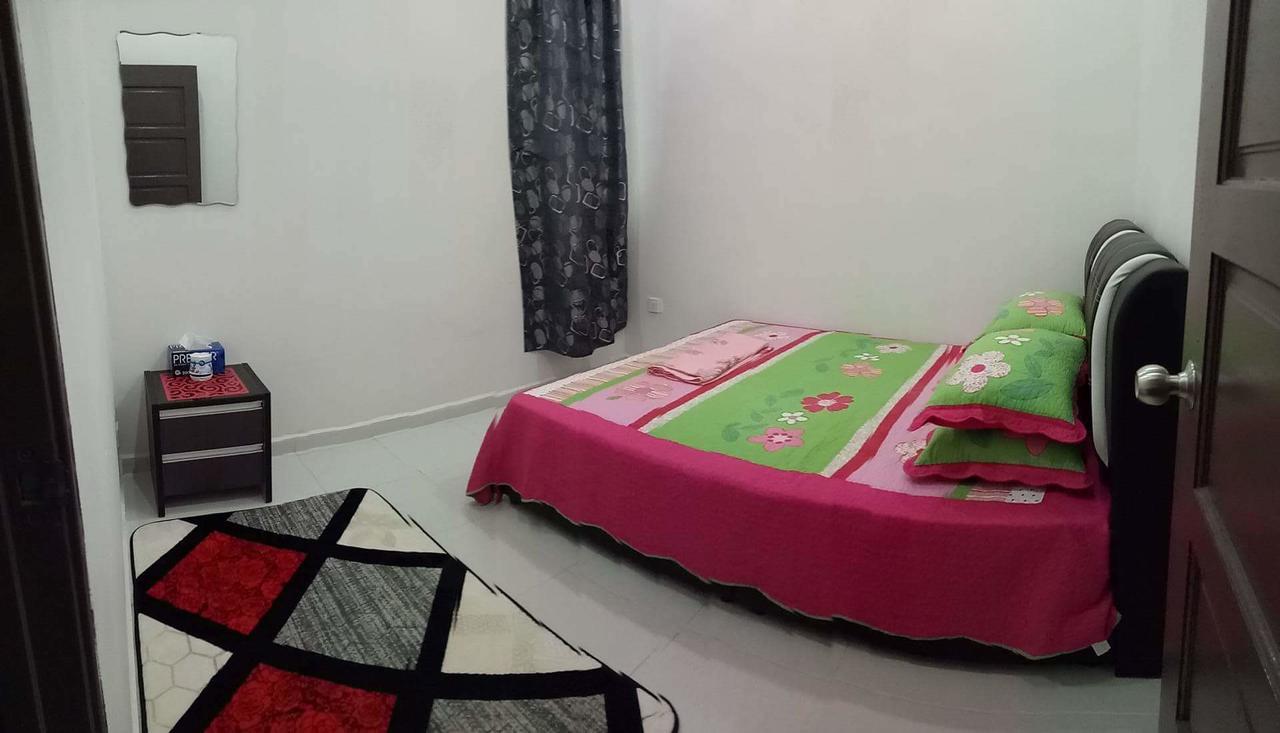 Amanda Homestay Dungun 1 Exteriör bild